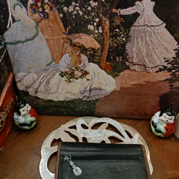 👜👛Rare Vintage Montana Silversmith Wallet,Embossed✨️Genuine Leather.👖 - Picture 12 of 16